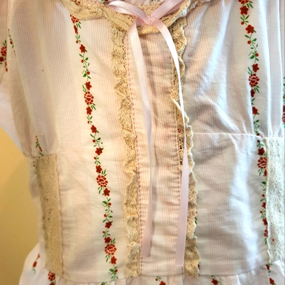 Sweet dress by Sleeping Doll Japan, sz S, floral with lace and ribbon trim - Picture 4 of 5